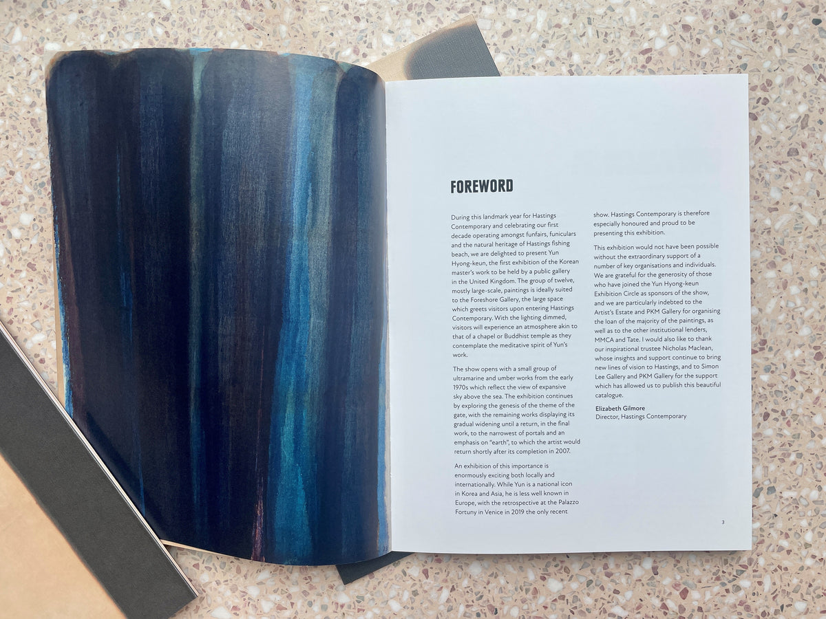 Yun Hyongkeun Exhibition Catalogue (paperback) HastingsContemporary